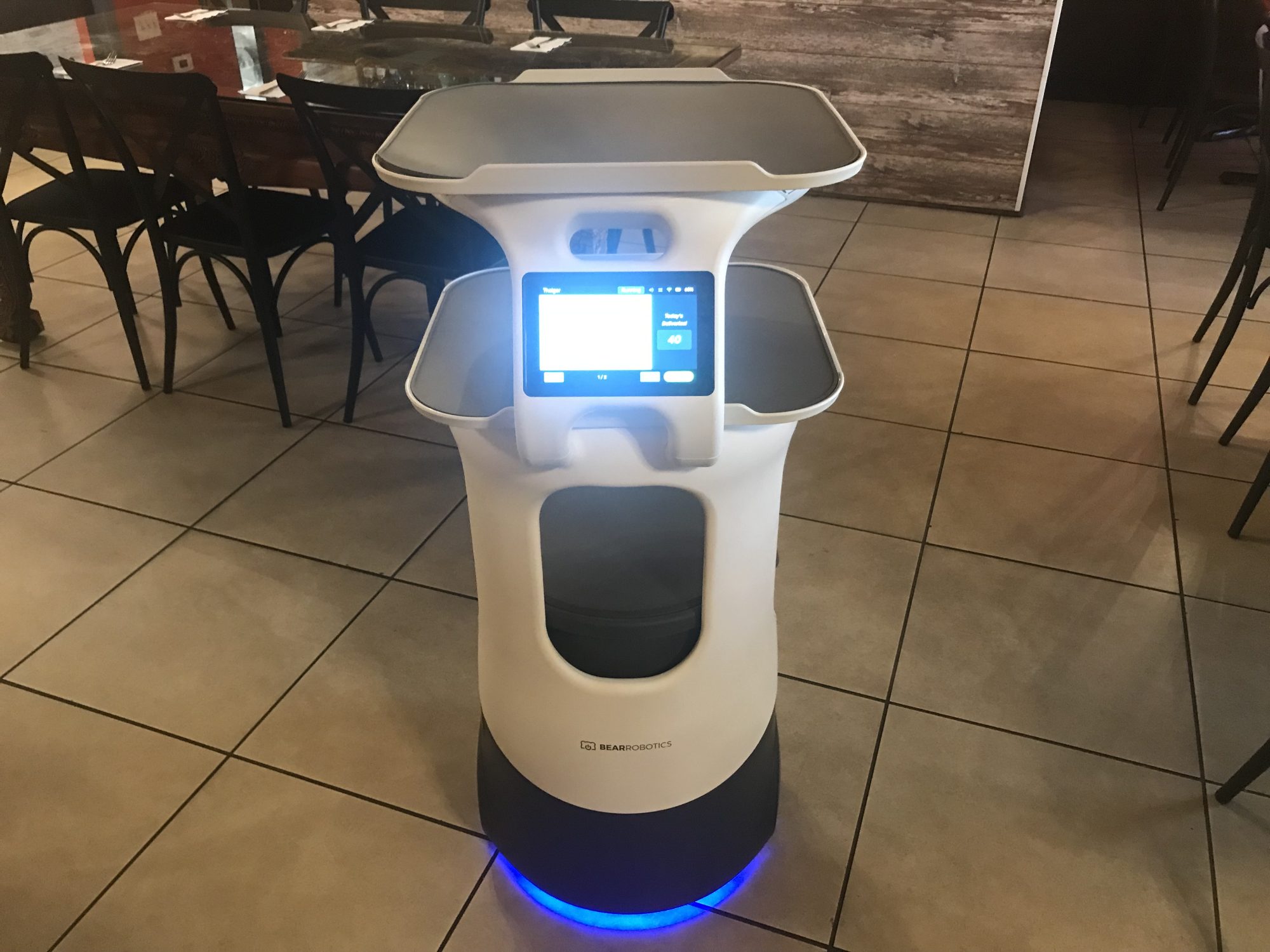 Ocha Noodles and Ramen Deploys Robot for Table Delivery